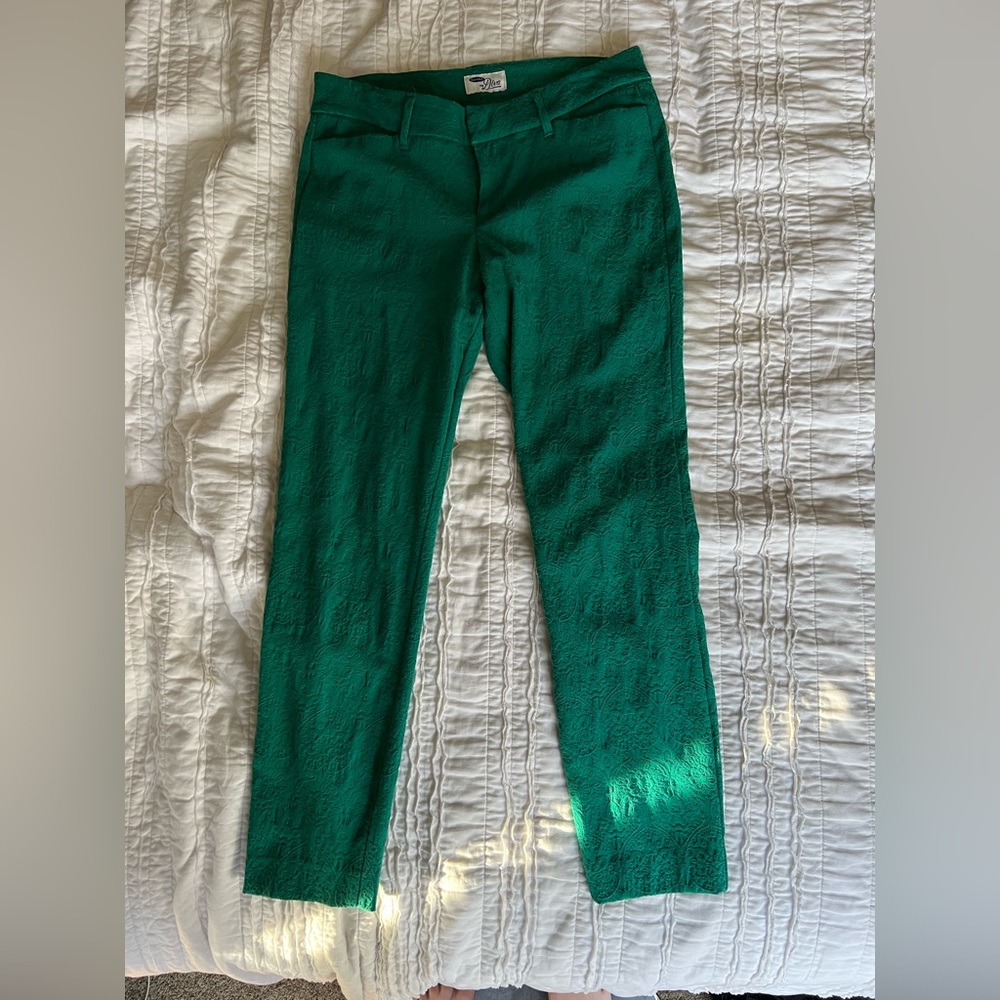 MIDI rise green dress pants from Old Navy. Size 4